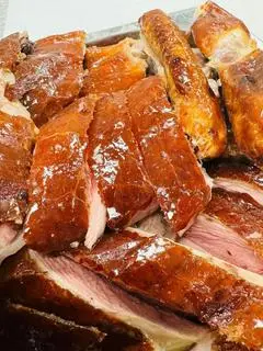 Hình ảnh Vịt quay tỳ bà da giòn Tân Cương