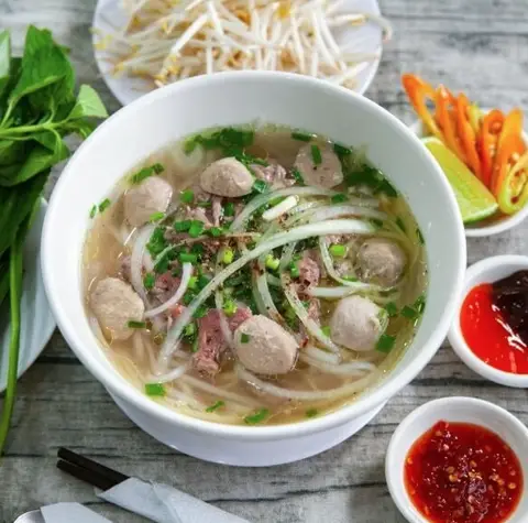 Hình ảnh Phở Cô Linh - Lê Văn Sỹ