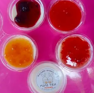 Hình ảnh Panna cotta dâu