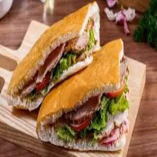Hình ảnh Bánh mì tam giác kebab