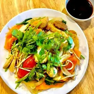 Hình ảnh Mì xào thập cẩm chay