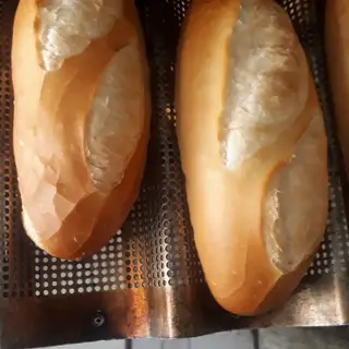 Hình ảnh bánh mì không 1 ổ lớn