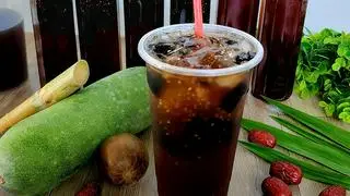 Hình ảnh Hồng Trà Bí Đao Sương Sáo Hạt Chia Size L 