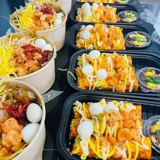 Hình ảnh Bánh tráng cuốn tóp mỡ