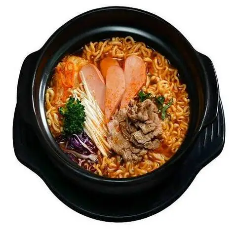 Hình ảnh Minh Khang Đồ Ăn Vặt - Mỳ Cay, Chân Gà Sốt Thái & Bánh Gạo Tokkboki - Lê Thanh Nghị