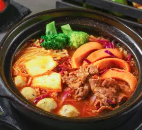 Hình ảnh Mì kim chi bò Mỹ