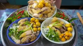 Hình ảnh Bún lòng trứng non