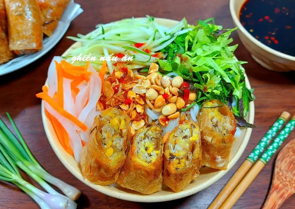 Hình ảnh 2 Bún thịt nướng chả giò