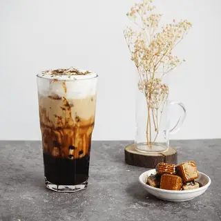 Hình ảnh Trà sữa bơ mặn