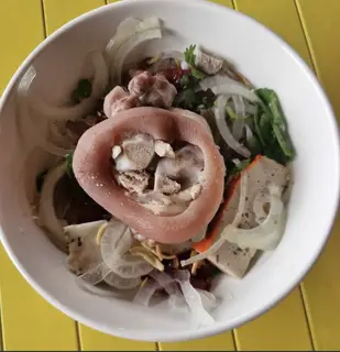 Hình ảnh Bún bò giò heo