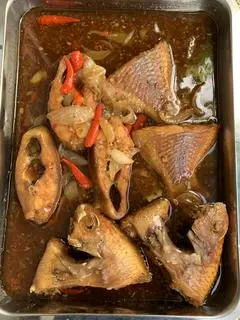 Hình ảnh Cơm cá diêu hồng khô