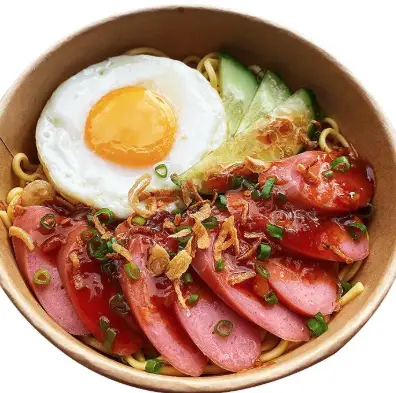 Hình ảnh Mì trộn ốp la - xúc xích