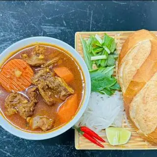 Hình ảnh Bánh mì bò kho