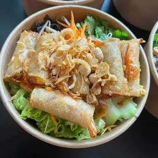 Hình ảnh Bún chả giò tôm thịt hải sản - kèm 1 chai sân lục vị