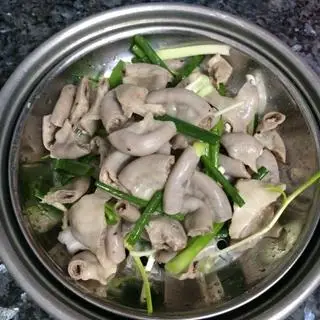 Hình ảnh Lòng heo hấp hành - đĩa nhỏ