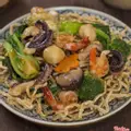 Hình ảnh Mì xào giòn thập cẩm