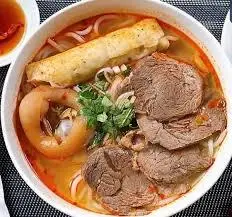 Hình ảnh Bún bò giò chả