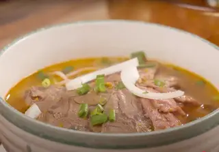 Hình ảnh Bún bò tái