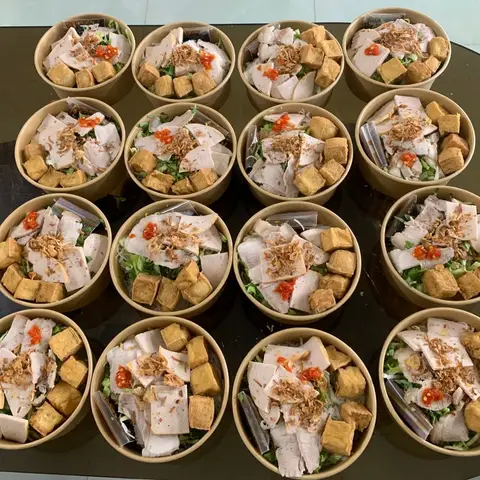 Hình ảnh Bún Thịt Luộc & Bơ Già Dừa Non - Phan Phương - Nhất Chi Mai