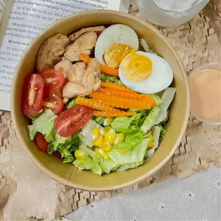 Hình ảnh Salad Ức Gà Trứng Eat Clean