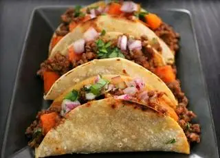Hình ảnh Tacos bò bbq