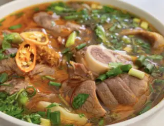 Hình ảnh Bún bò giò