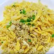 Hình ảnh Cơm chiên tỏi trứng - 3 trứng