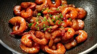 Hình ảnh Cơm thịt rim tôm