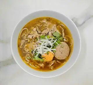 Hình ảnh Bún bò tái 5T
