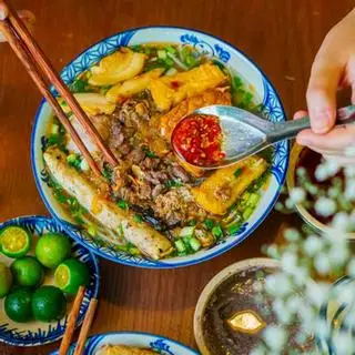 Hình ảnh Bún riêu đậu bò
