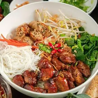 Hình ảnh Bánh hỏi nem nướng - chả giò