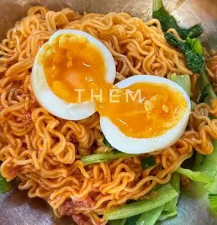 Hình ảnh Mì trộn trứng sốt Hoishin