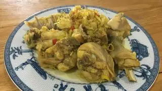 Hình ảnh Cơm gà kho xả ớt