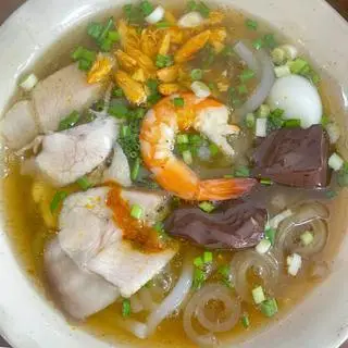 Hình ảnh Bánh canh cua tô đặc biệt - không giò