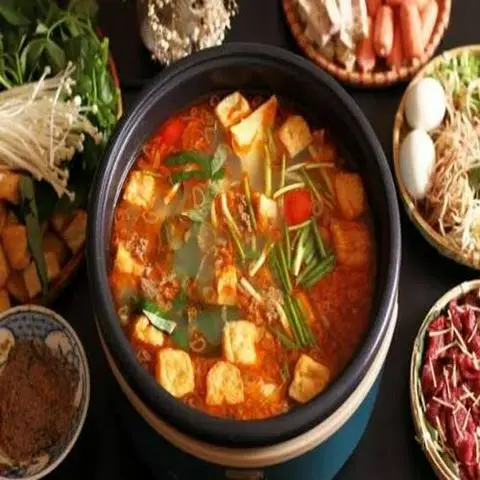 Hình ảnh Lẩu Riêu Cua Nhà Táo - Ngọc Trì