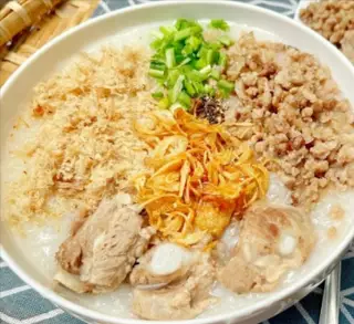 Hình ảnh Cháo sườn sụn thịt băm