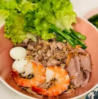 Hình ảnh Mì tươi thập cẩm khô