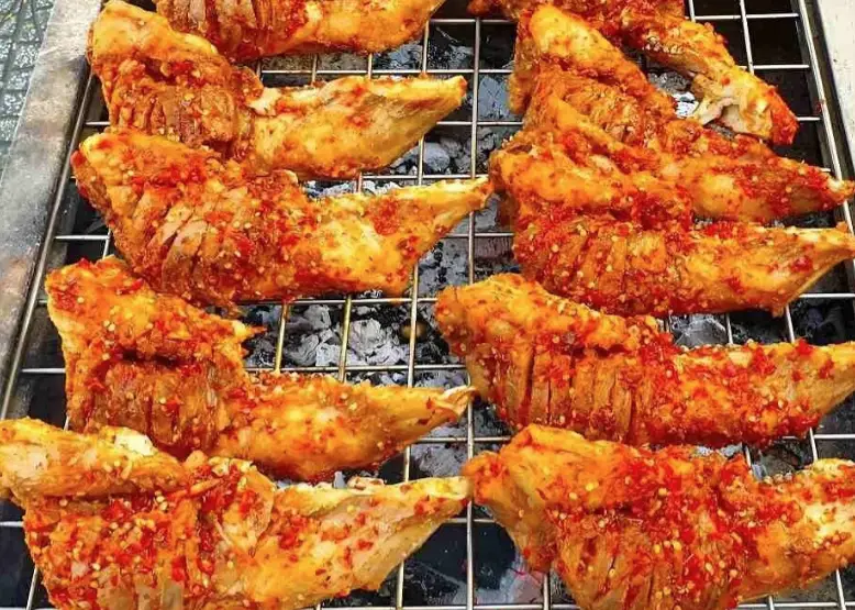 Hình ảnh Má heo nướng muối ớt