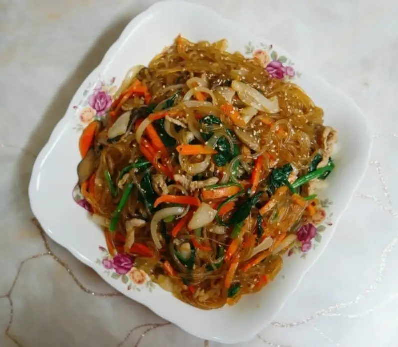 Hình ảnh Miến trộn Hàn Quốc