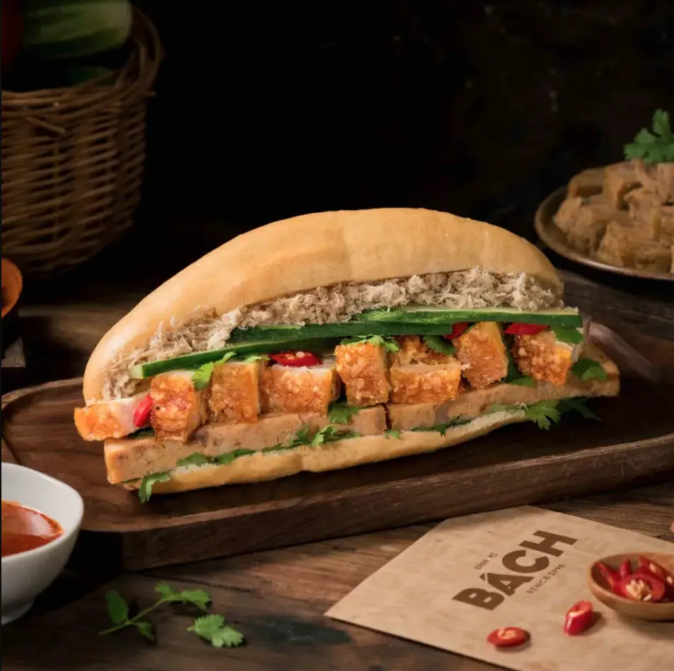 Hình ảnh Bánh mì Bách đặc biệt
