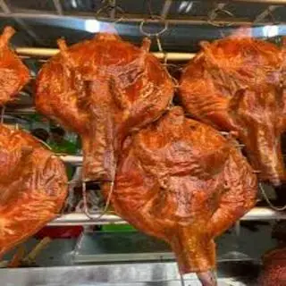 Hình ảnh Vịt quay tỳ bà da giòn 1 con