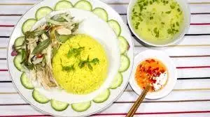 Hình ảnh Cơm gà xé