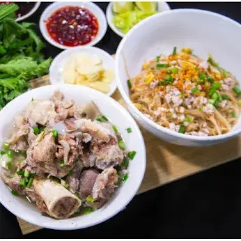 Hình ảnh Hủ tiếu xí quách khô