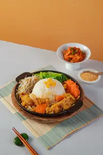Hình ảnh Cơm gà chiên xù chua ngọt