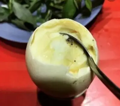 Hình ảnh Trứng vịt dữa