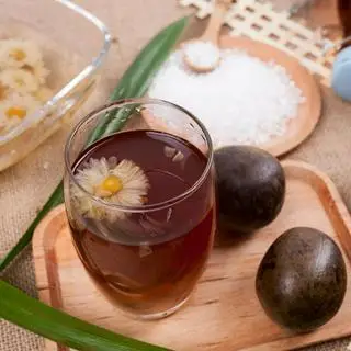 Hình ảnh La hán quả - hoa cúc - chai 330ml