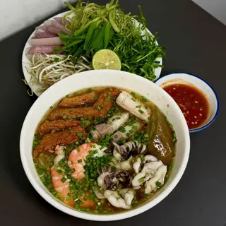 Hình ảnh Bún mắm đặc biệt