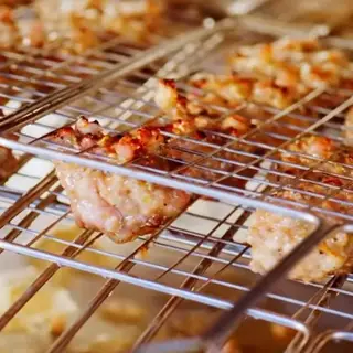 Hình ảnh Thịt nướng - hộp nửa ký