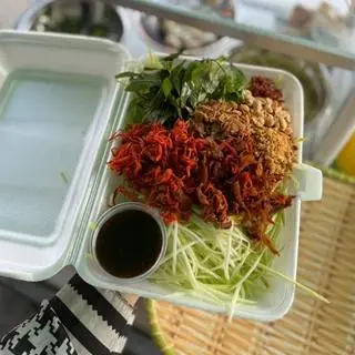 Hình ảnh Bánh tráng trộn đầy đủ