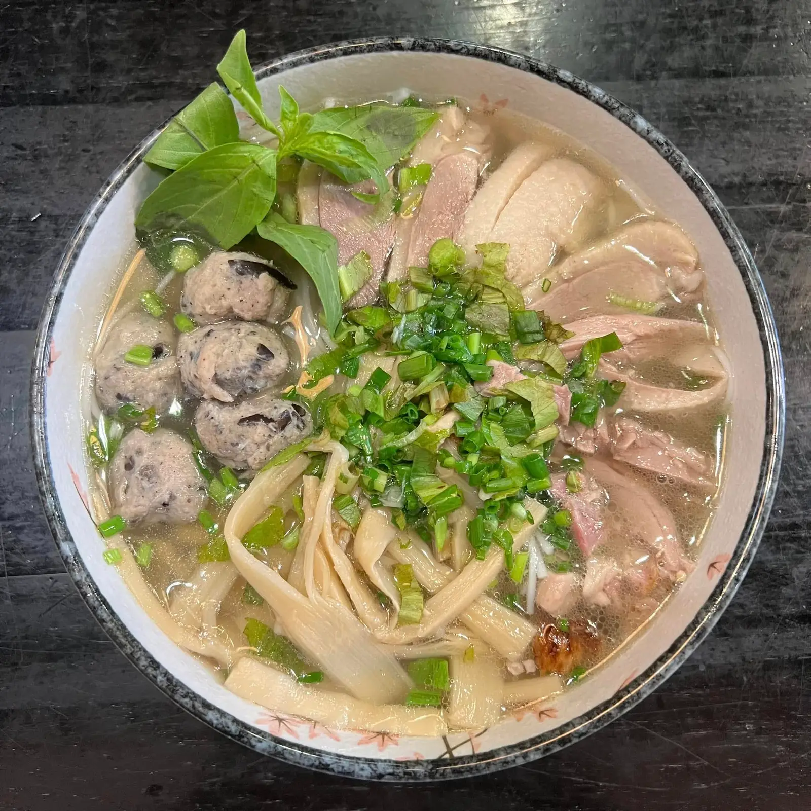 Hình ảnh Miến Măng Vịt & Mọc